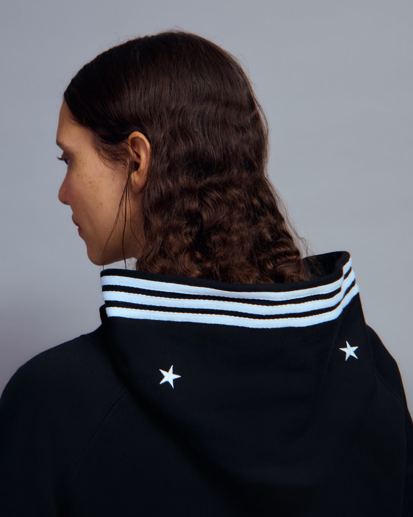 NAÏVY Hoodie